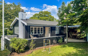 Beautiful Home In Haderslev With Kitchen